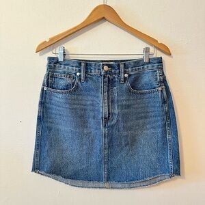 NEW Madewell Women’s Rigid Denim A-Line Mini Skirt Size 28
